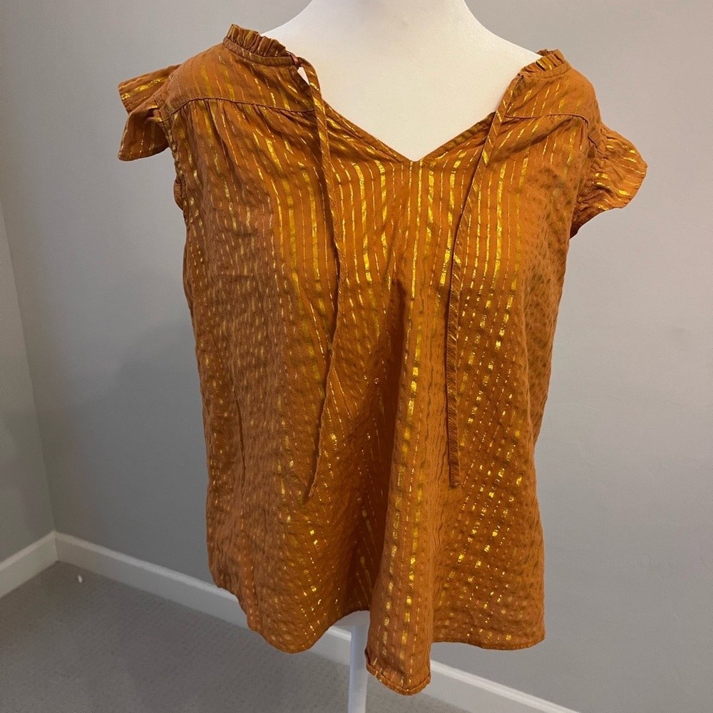 Lauren Conrad Women's‎ Gold Top